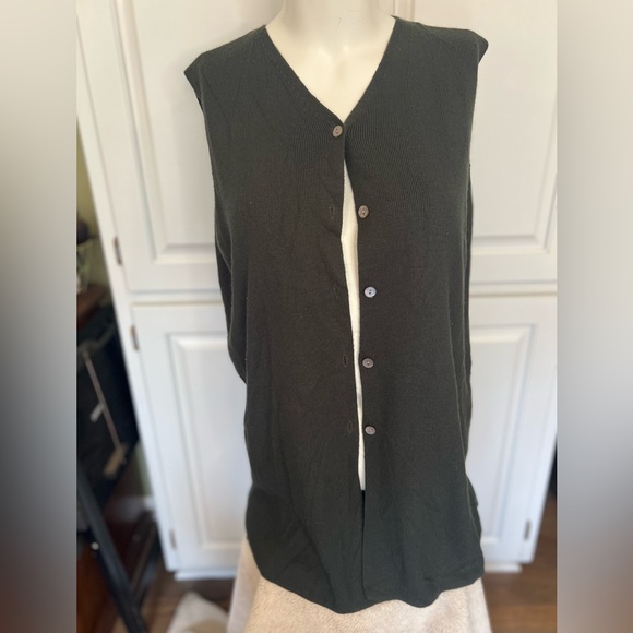 Van Heusen Sweaters - For Her Van Heusen vintage sweater smock vest